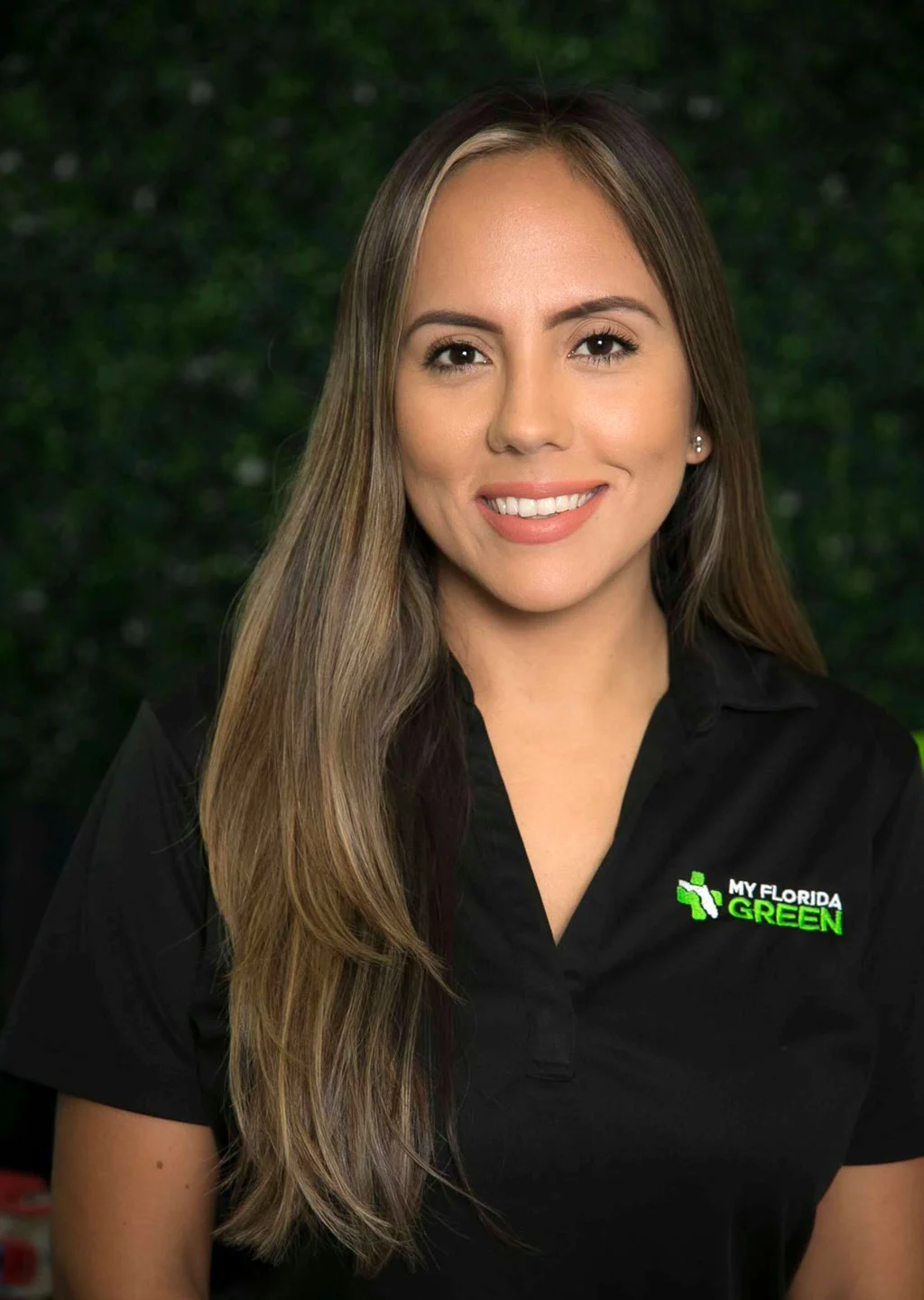 LAURA GARULAY